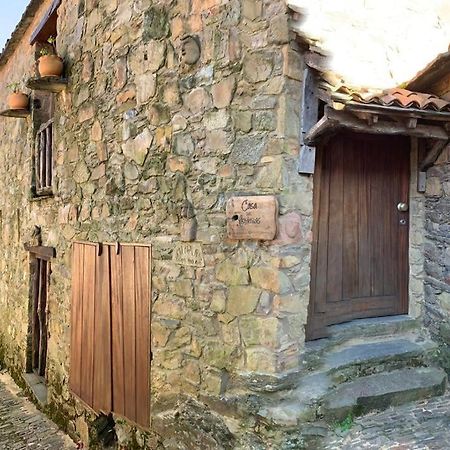 Casa das Estátuas Gondramaz Esterno foto